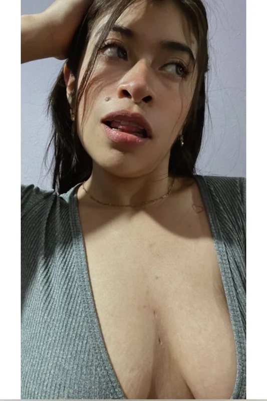 Adrianasensual profile photo