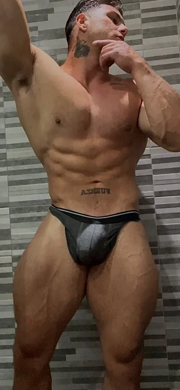 Adrib18 profile photo