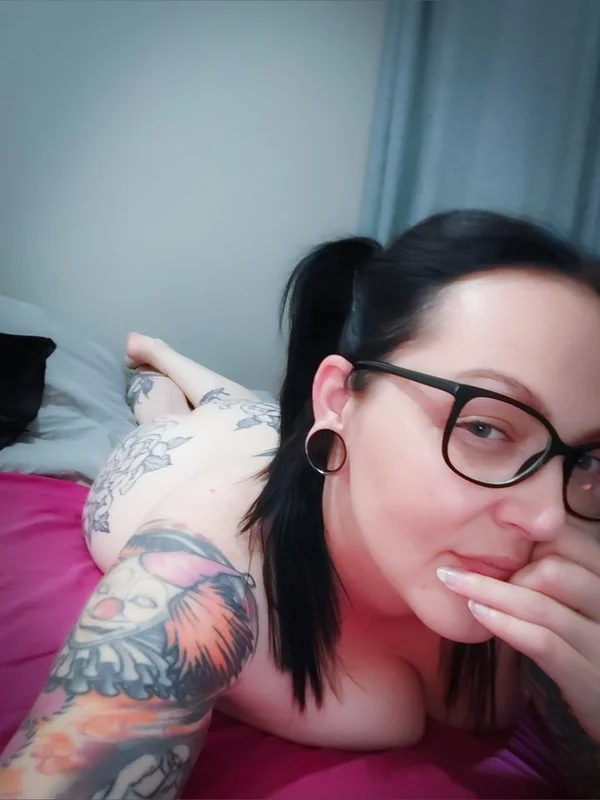 Aithrahotwife OnlyFans profile on OnlySeek