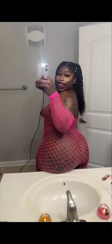 Alexissscierra OnlyFans profile on OnlySeek