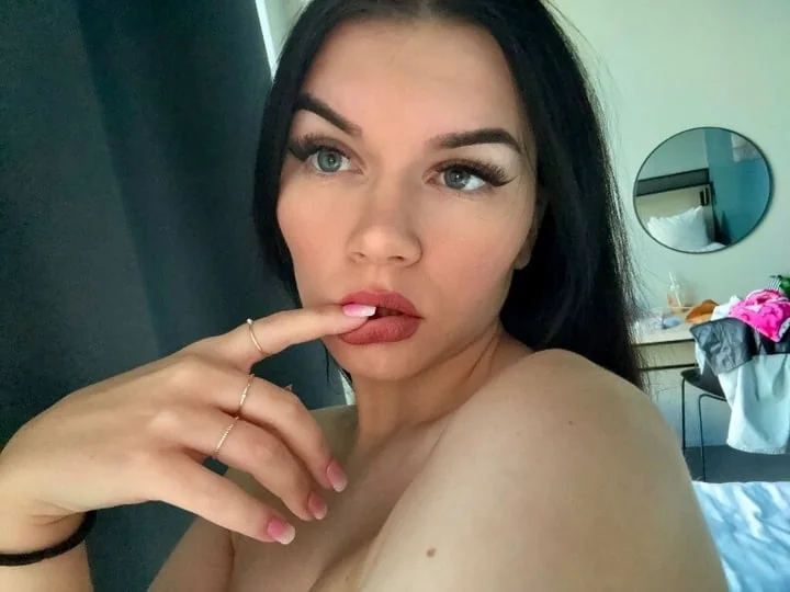 Alexandra Sky OnlyFans profile on OnlySeek