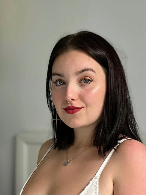 Allecsandra069 OnlyFans profile on OnlySeek