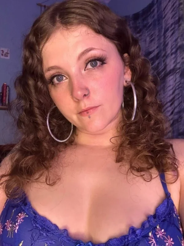 Alylee OnlyFans profile on OnlySeek