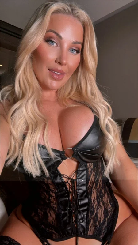 Amberjadenudes profile photo