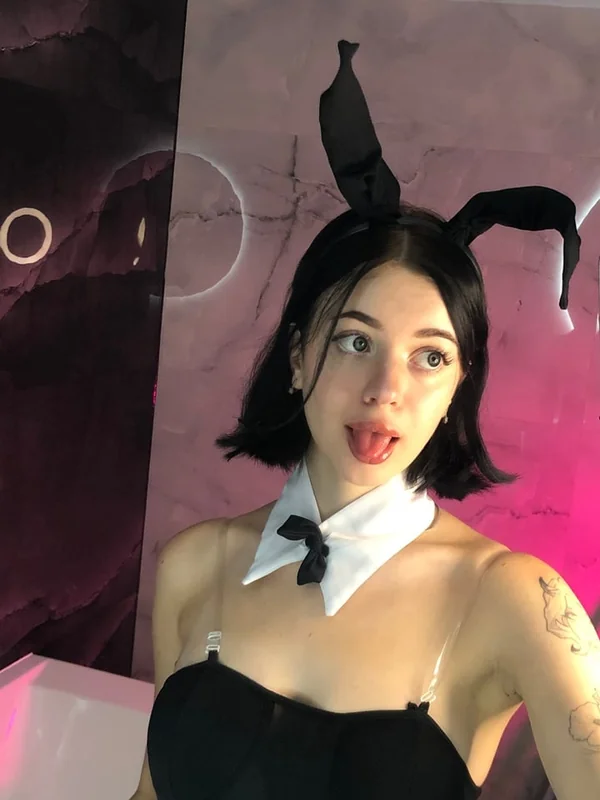Ann Ols OnlyFans profile on OnlySeek