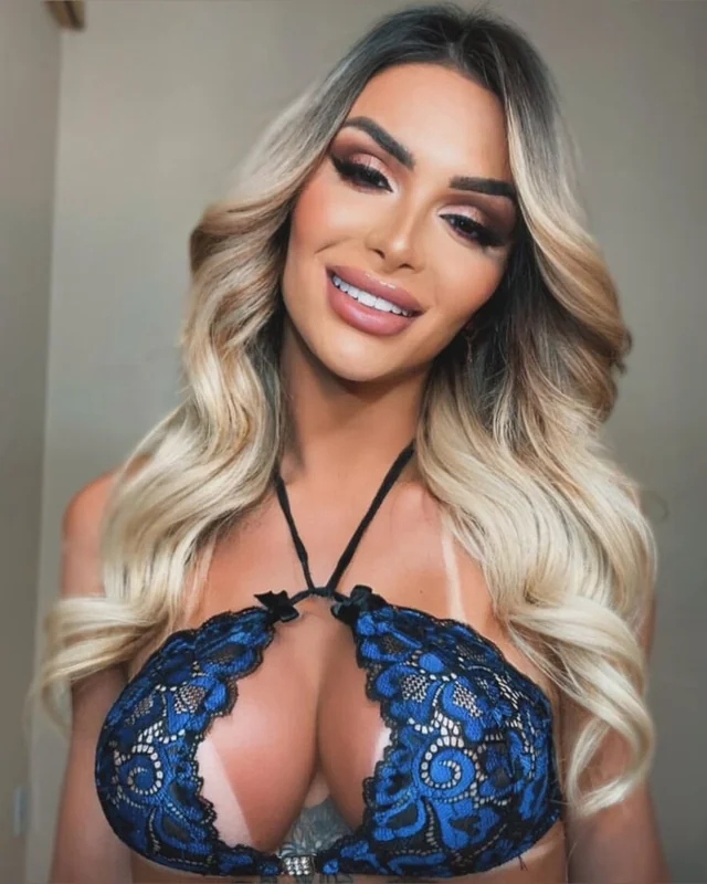 Antonellaraphaelle profile photo