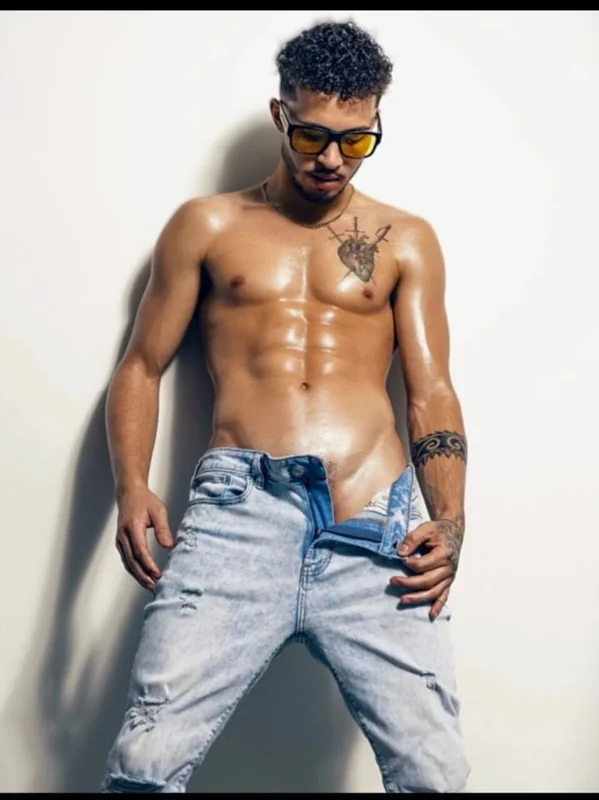 Apollobanksxxx OnlyFans profile on OnlySeek