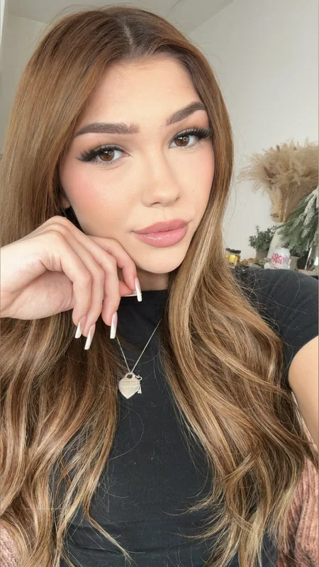 Aria Taylor profile photo