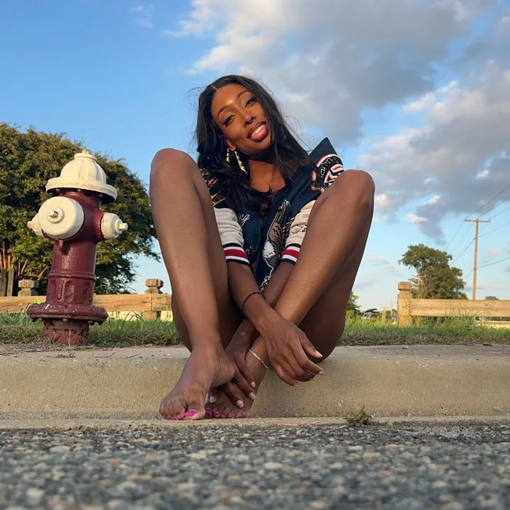Auramoods OnlyFans profile on OnlySeek