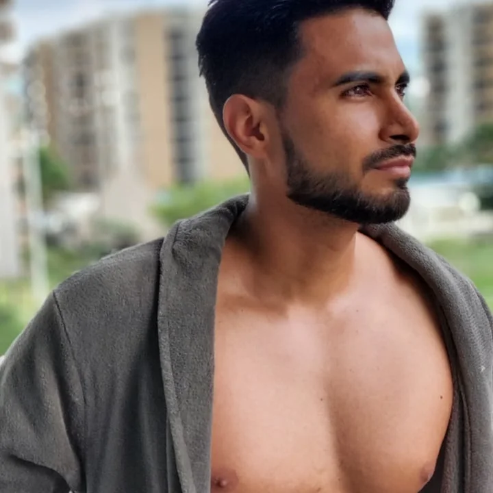 Avelcasanova OnlyFans profile on OnlySeek