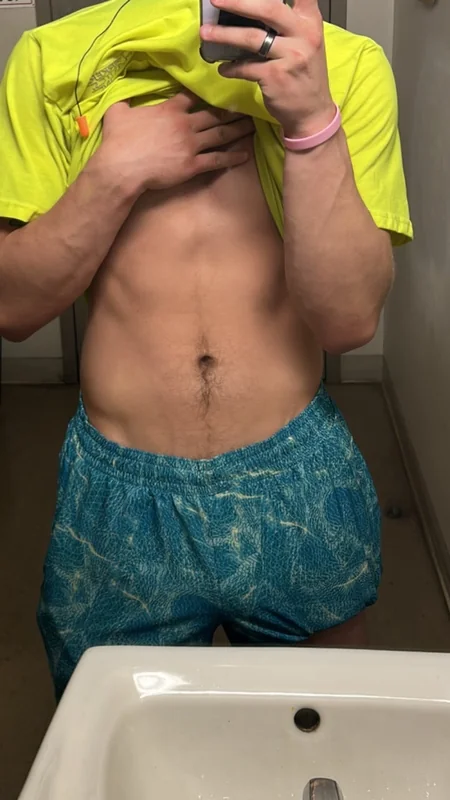 Axelwest55 profile photo