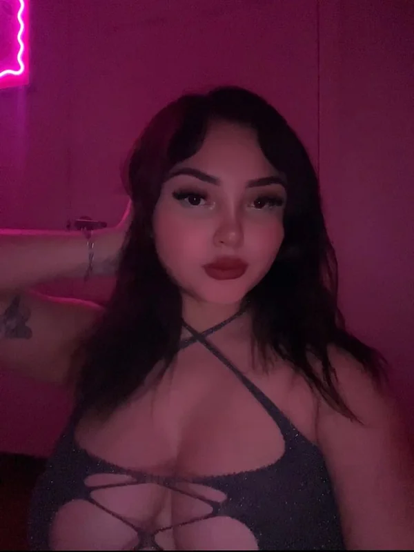 Babynury OnlyFans profile on OnlySeek