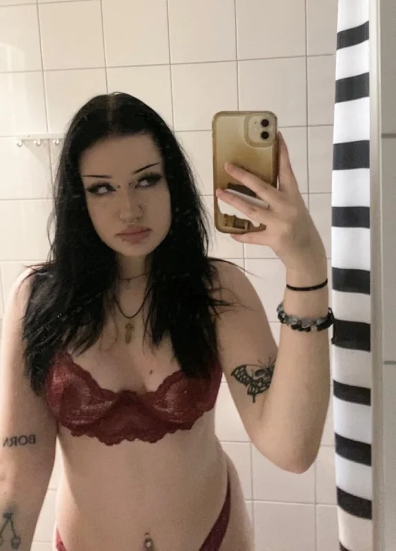 aurora💋 OnlyFans profile on OnlySeek