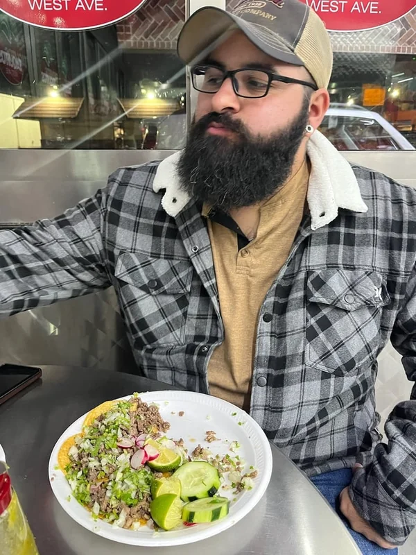 Beardedmex90 OnlyFans profile on OnlySeek