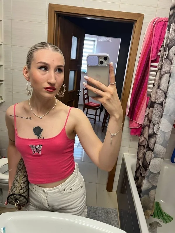 Bettyhotgirl OnlyFans profile on OnlySeek