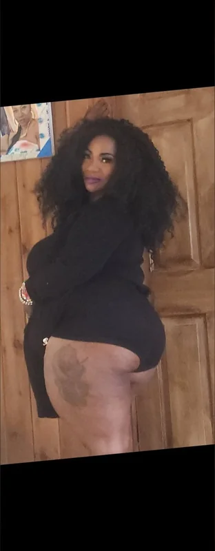 Juicey thick blackberry OnlyFans profile on OnlySeek