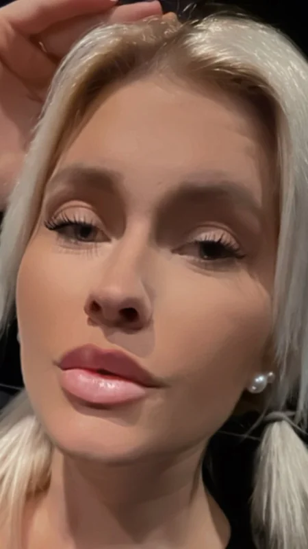 Blondie profile photo