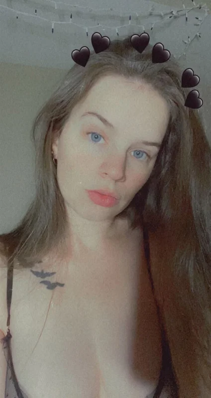 Bluebombshell96 profile photo