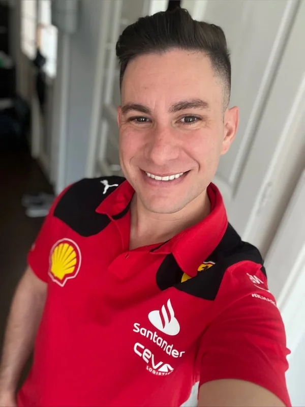 Brad Knight OnlyFans profile on OnlySeek