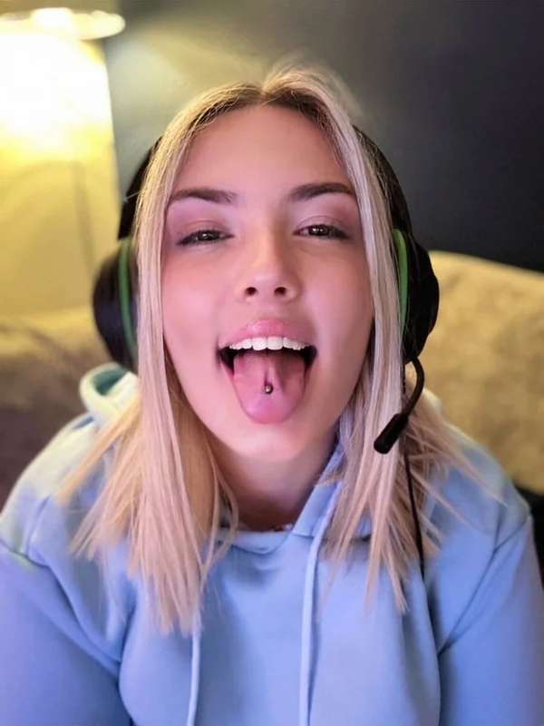 BRITISH BRANDI RAEE💖 profile photo
