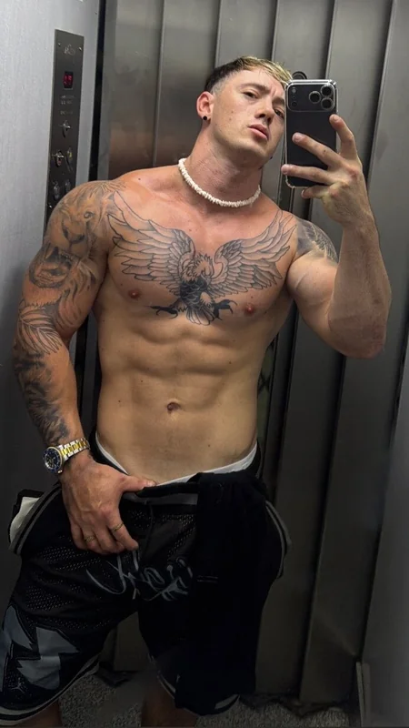 Brianvach OnlyFans profile on OnlySeek