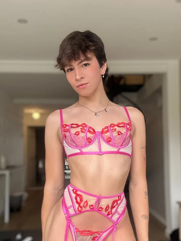 Car 🩷 OnlyFans profile on OnlySeek