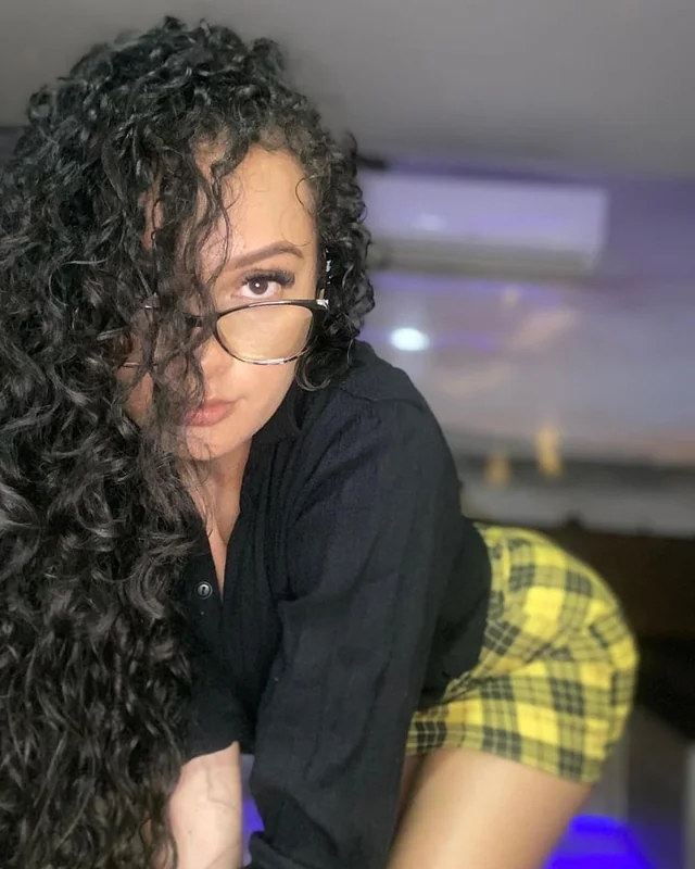 Cassandrcruz OnlyFans profile on OnlySeek
