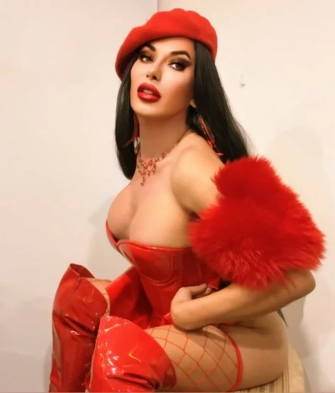 an profile photo