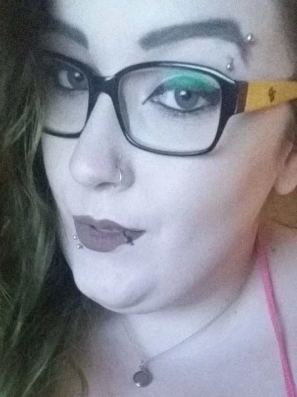 Huge Titty Queen • Corii Siren $4 Sale! OnlyFans profile on OnlySeek