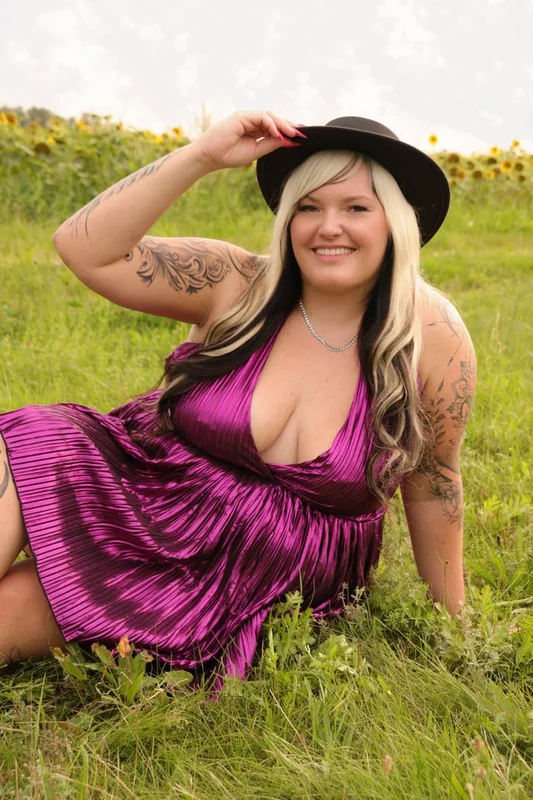 CurvyAngelina profile photo