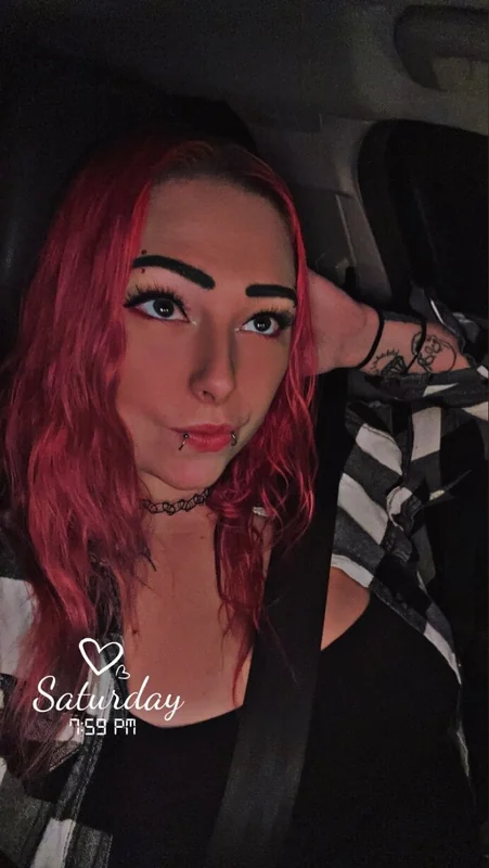 Cutemonsterrr profile photo