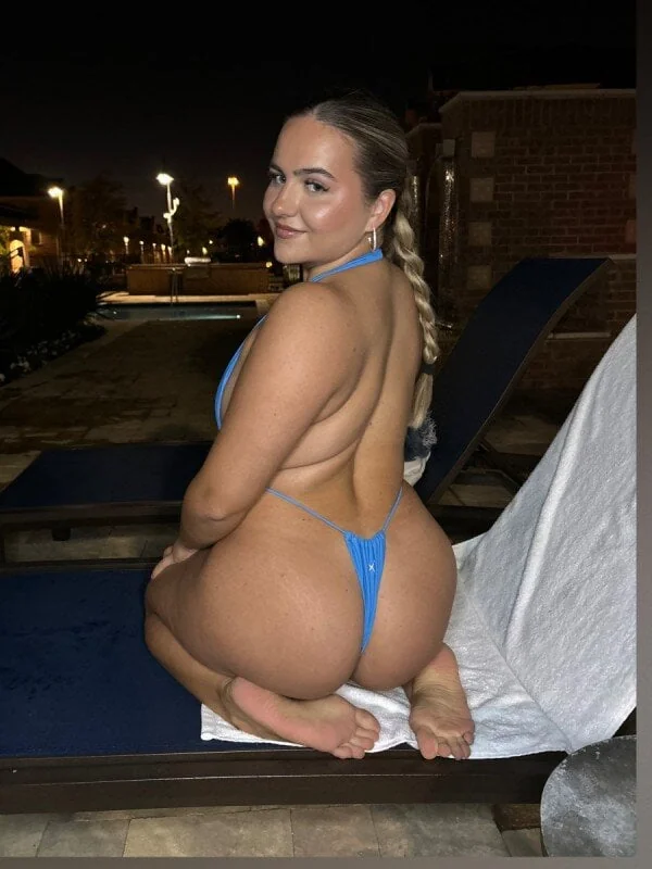 Cutestfeethere profile photo