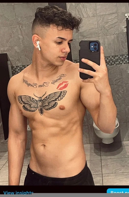 Danieeltroya OnlyFans profile on OnlySeek