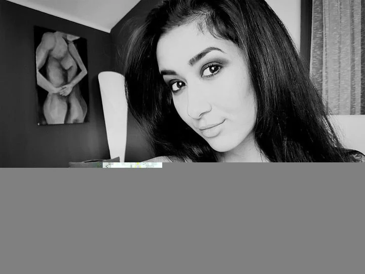 unknow profile photo