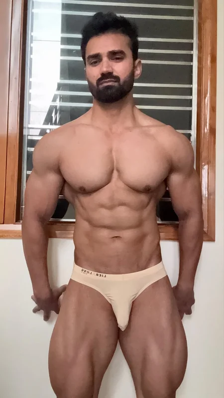 Desi Hunk profile photo