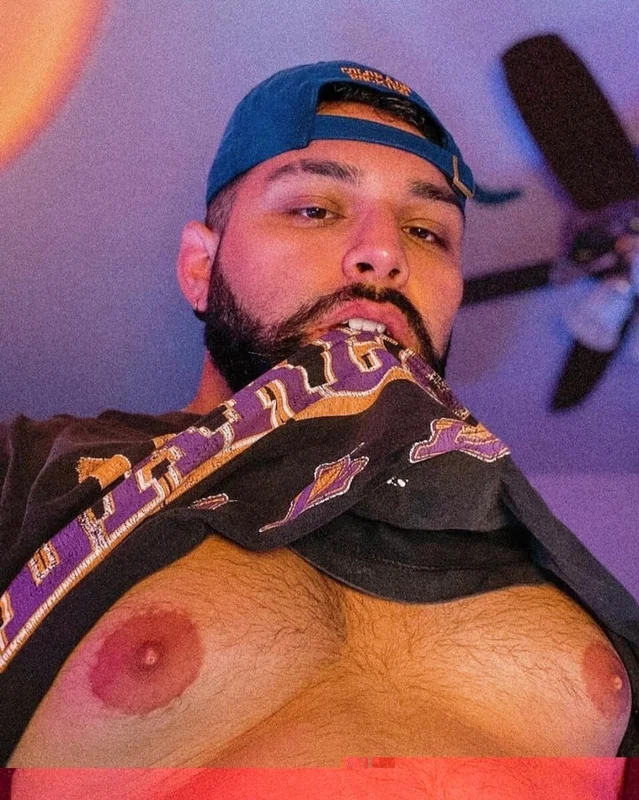 Doenez OnlyFans profile on OnlySeek