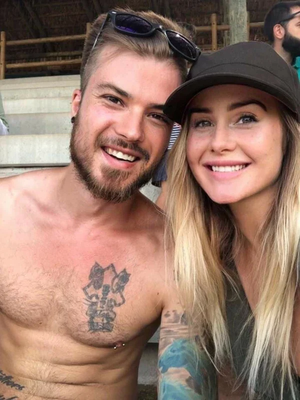 Donttellmomanddad profile photo