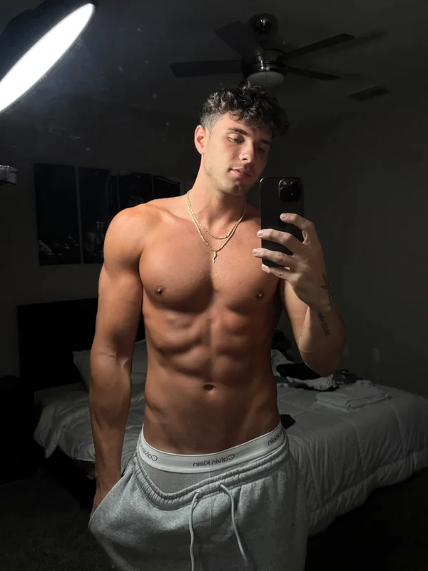 Dylannichols profile photo