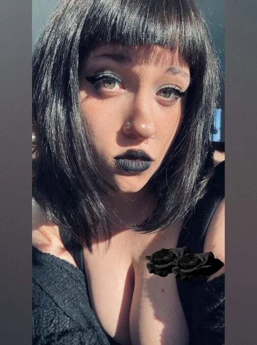 Elfcosplays96 OnlyFans profile on OnlySeek