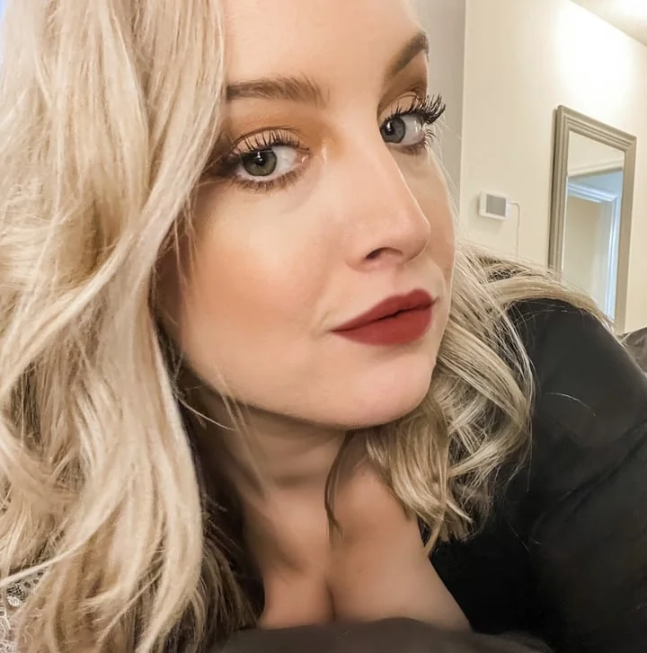 Elizabeth Castravet profile photo