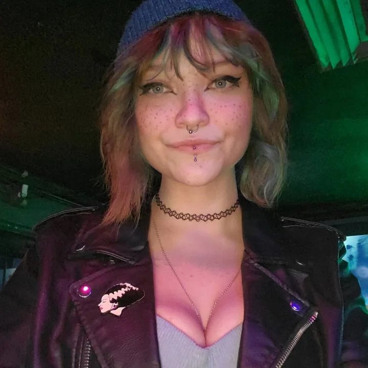 Elsewhererebel profile photo