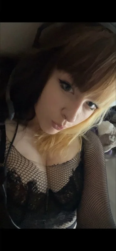Emibunny420 profile photo