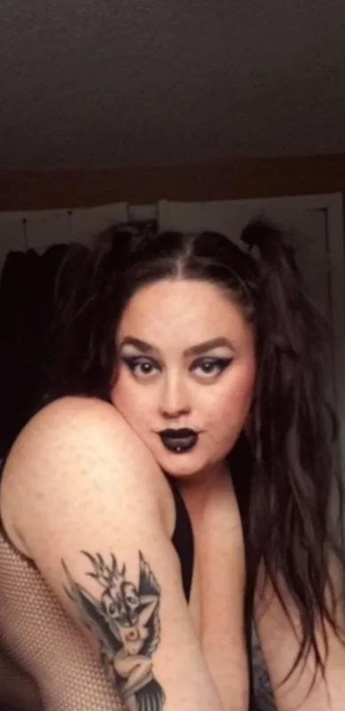 Emilydouchy92 profile photo