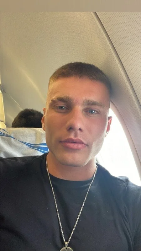 Emmet Charm OnlyFans profile on OnlySeek