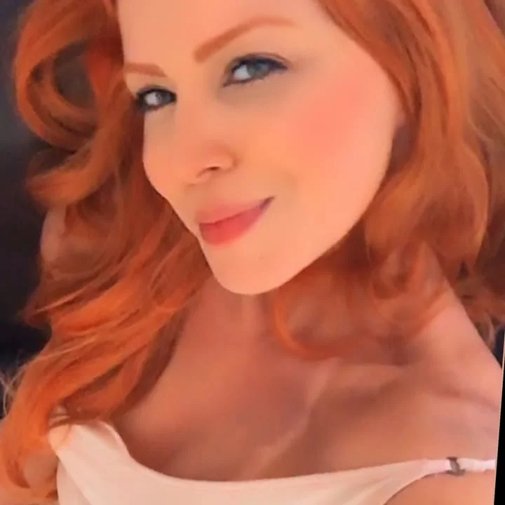 Ericavieira OnlyFans profile on OnlySeek