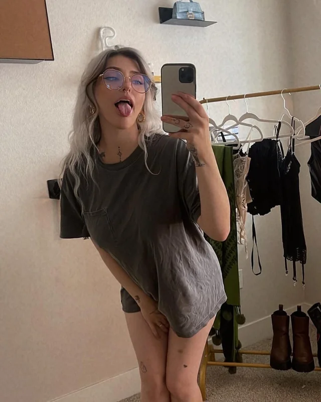 Fawnx OnlyFans profile on OnlySeek