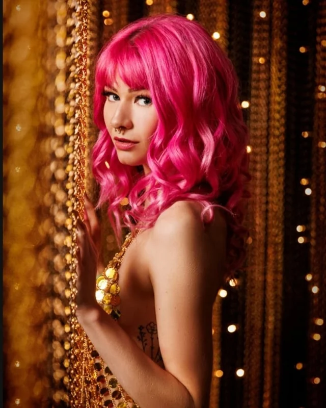 Miss Fiona profile photo