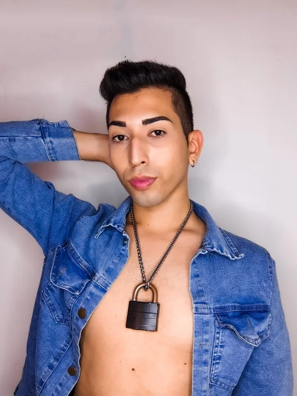 𝙎𝙪𝙗/𝙎𝙡𝙖𝙫𝙚 𝙁𝙤𝙭𝙭𝙭𝙮 🐽👅 OnlyFans profile on OnlySeek