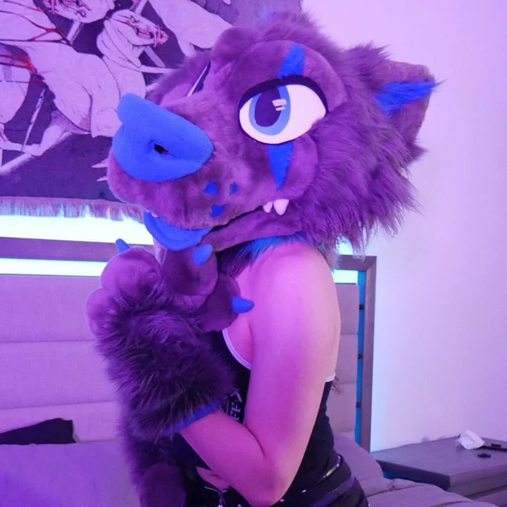 Glitchyfur OnlyFans profile on OnlySeek