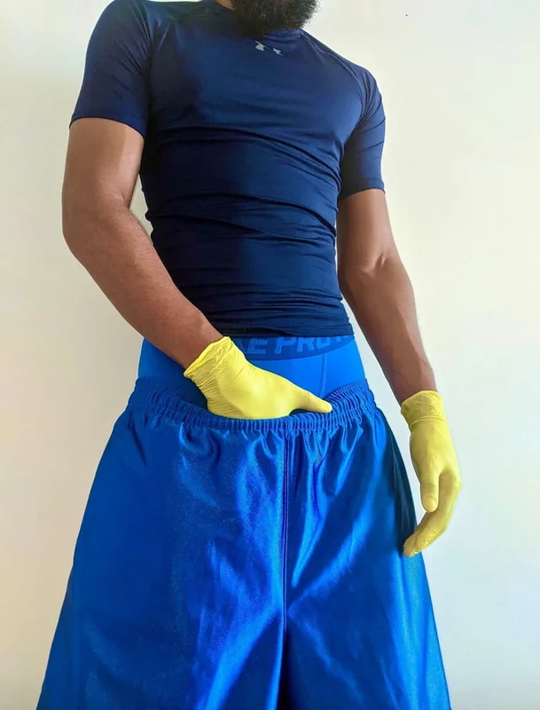 Glovesngear profile photo